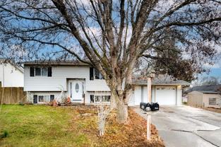 512 Elmwood Dr #1 - Photo 1 of 1