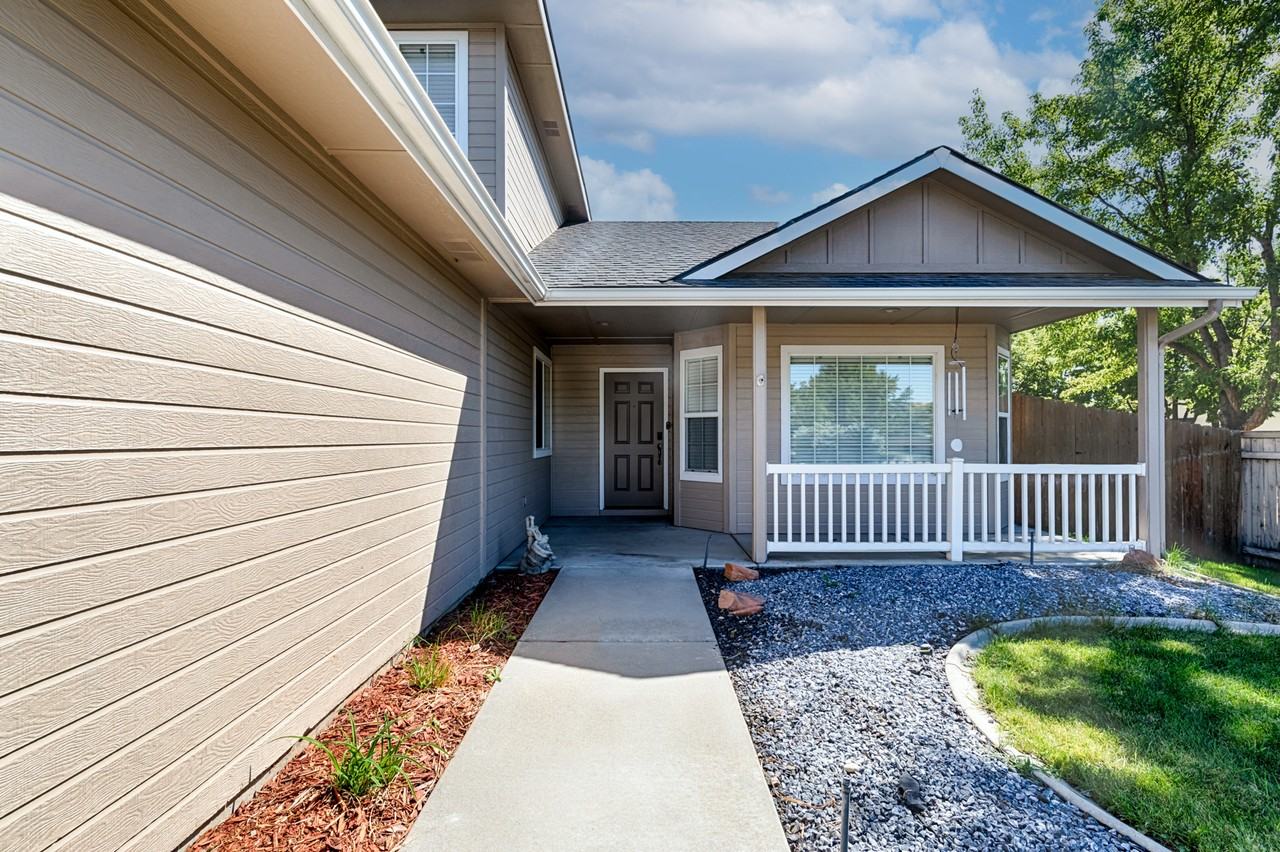 2109 E Redwick Dr #1 - Photo 4 of 23