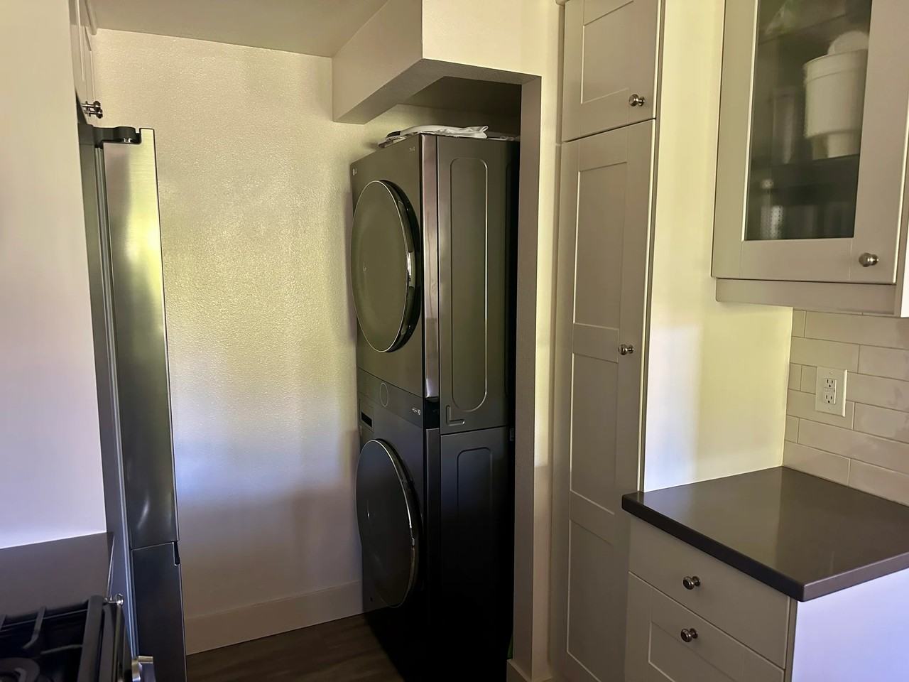 1070 Calle Del Cerro - Photo 7 of 10