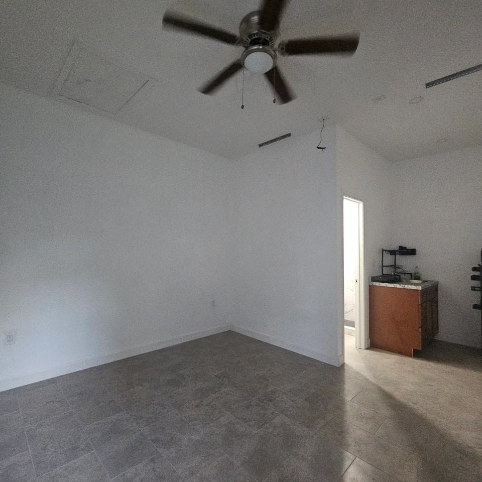 13220 Swstreet - Photo 2 of 6