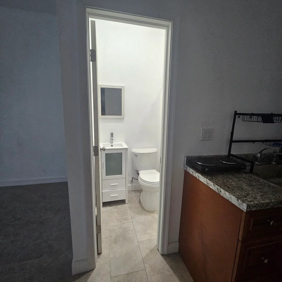 13220 Swstreet - Photo 4 of 6