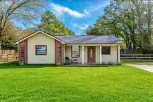 featured image of 610 Jones Rd