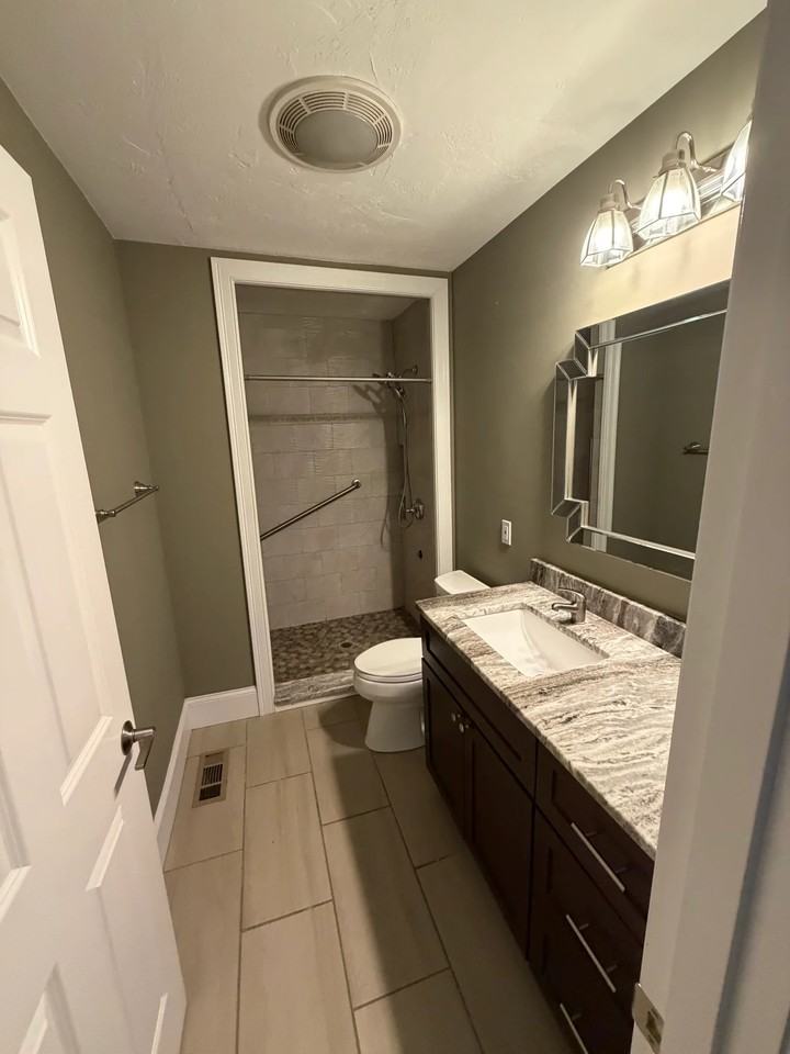 19 Main St #1A - Photo 3 of 8