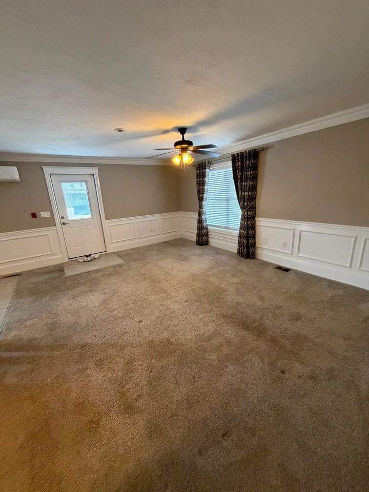 19 Main St #1A - Photo 4 of 8