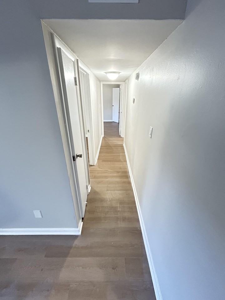 118 Garr Ln #F102 - Photo 3 of 8