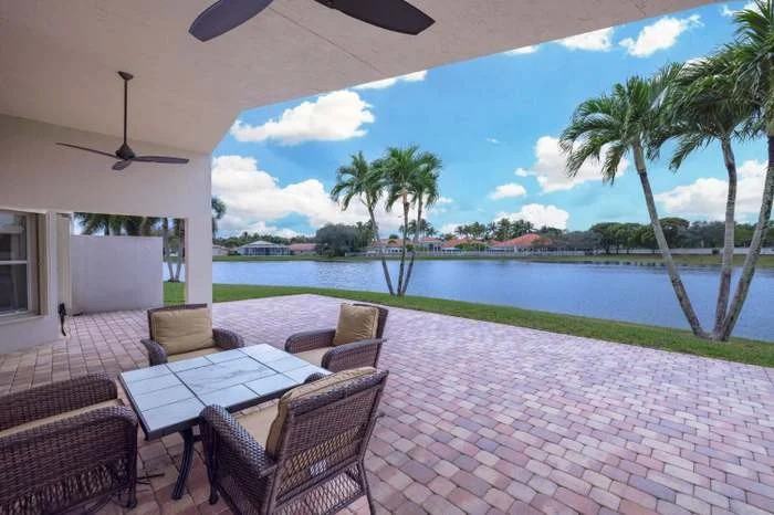 9894 Agnello St - Photo 4 of 20