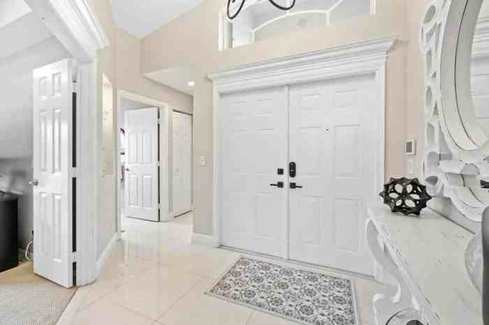 9894 Agnello St - Photo 5 of 20