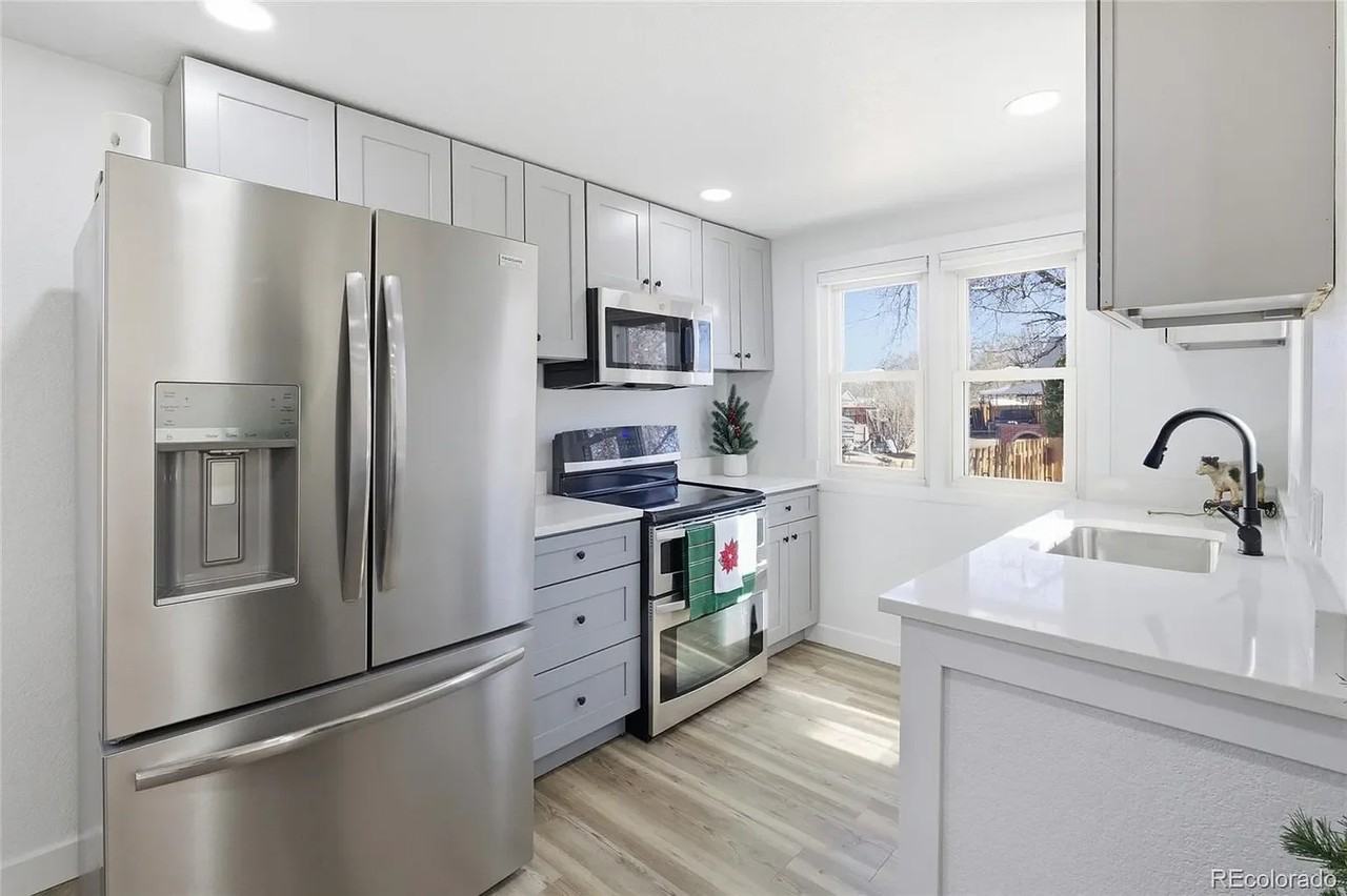 6815 Locust St - Photo 7 of 15