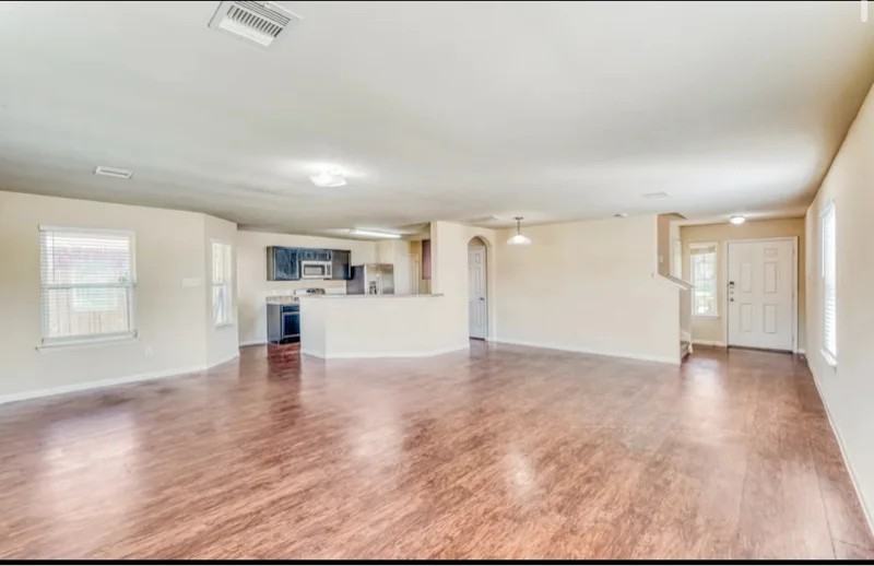 6613 Precourt Dr - Photo 2 of 6