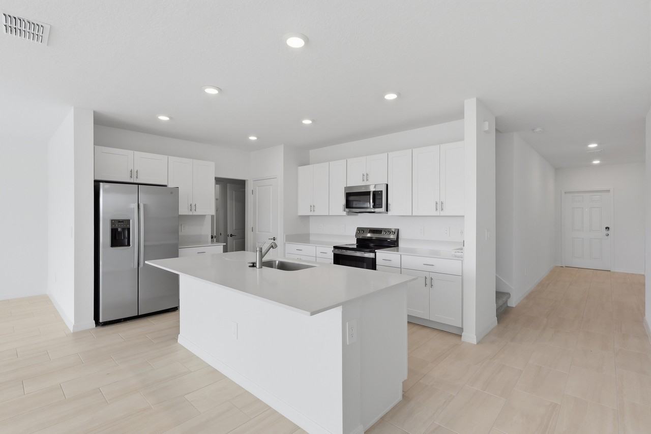 8818 Gulf Shore Ter - Photo 2 of 20