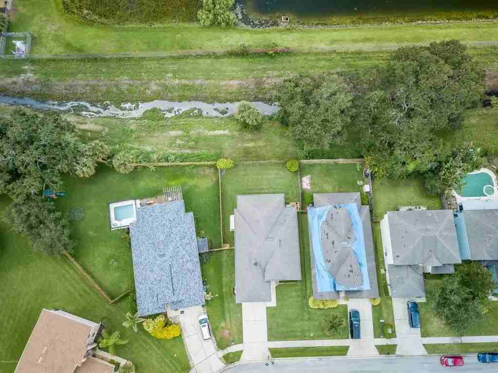 2190 Brookshire Cir - Photo 4 of 20