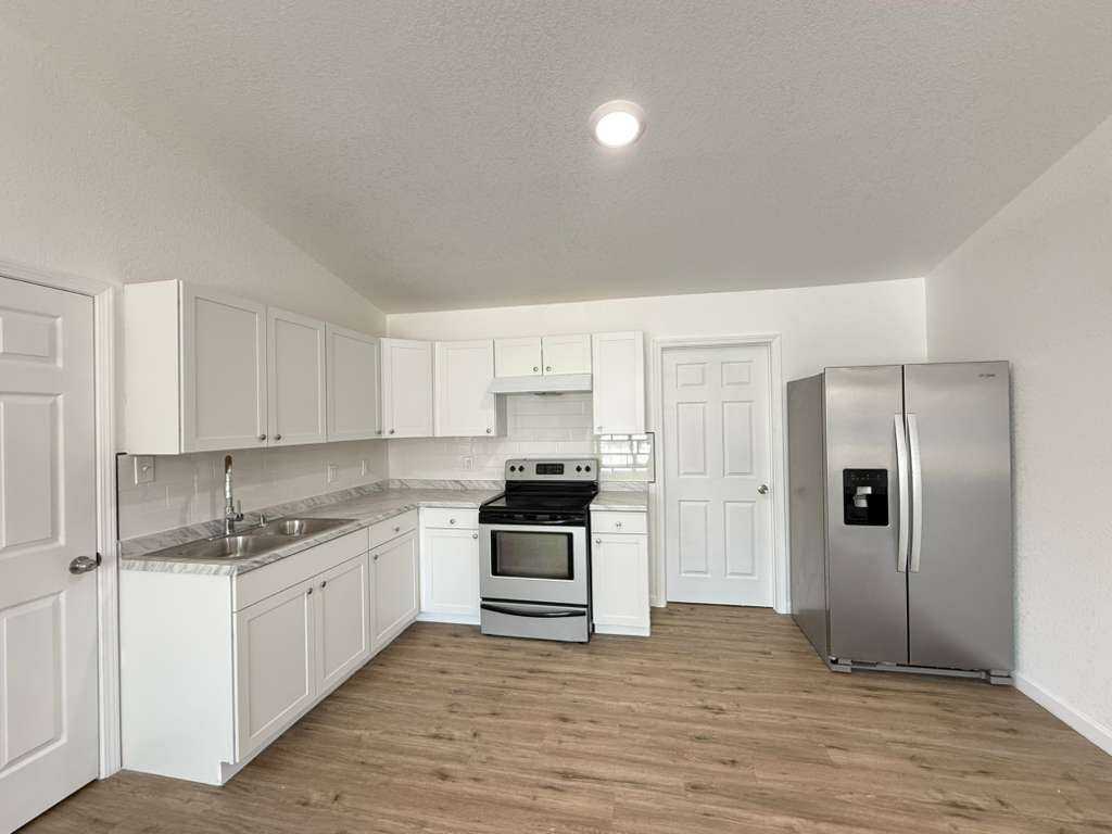 5411 Indian Desert St - Photo 4 of 14