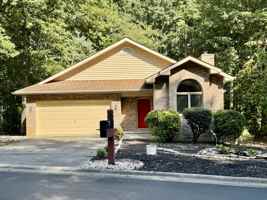 featured image of 310 Paoli Trce #1