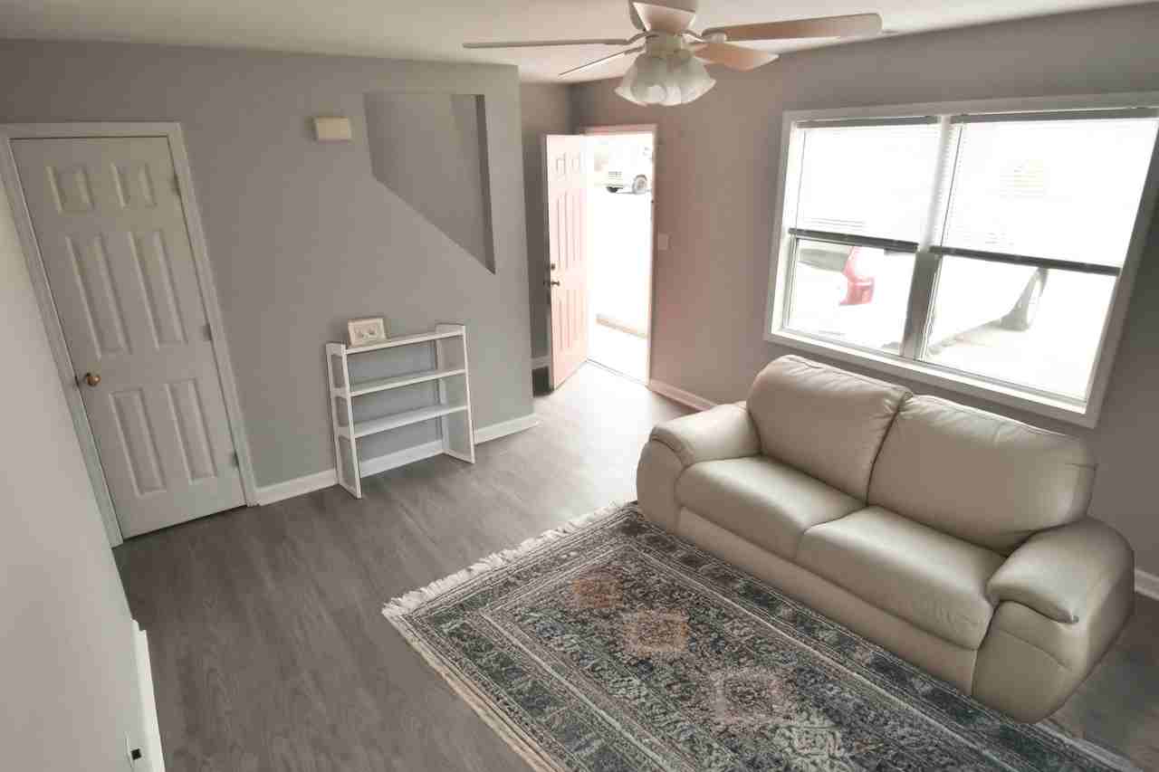 630 S Main St #14 - Photo 4 of 8