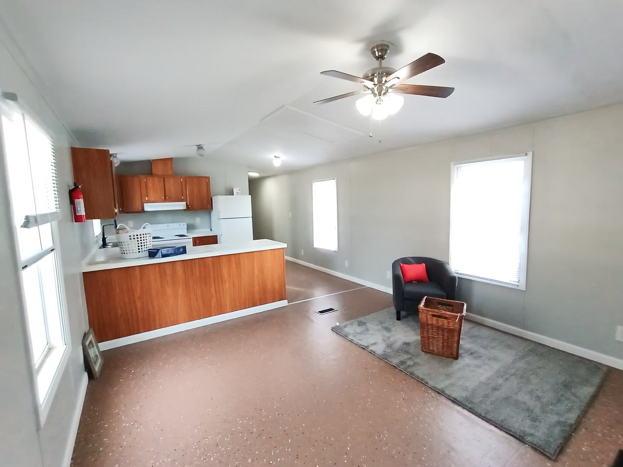 31 Deerwood Park - Photo 2 of 9