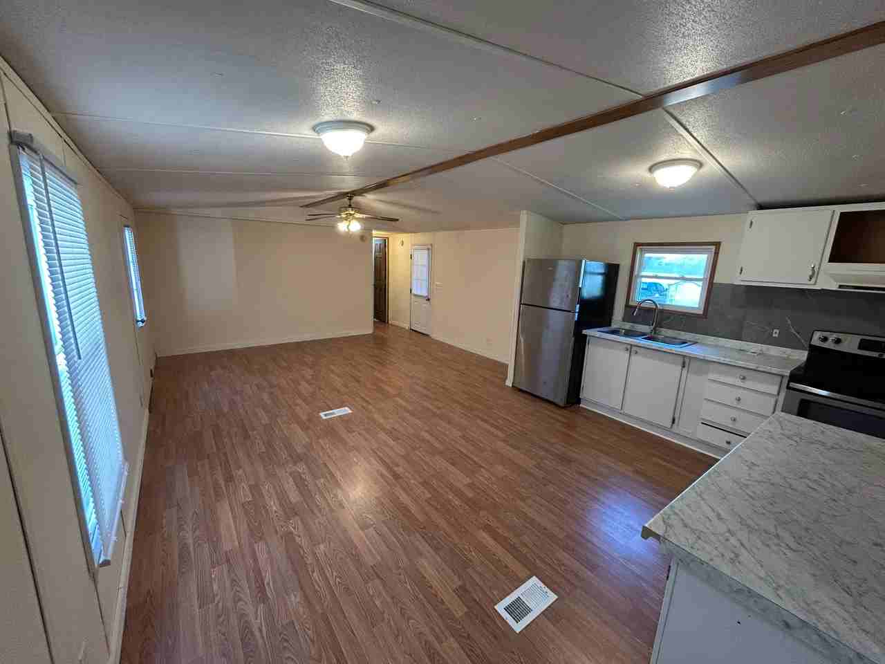 1618 Stuarts Draft Hwy - Photo 7 of 19