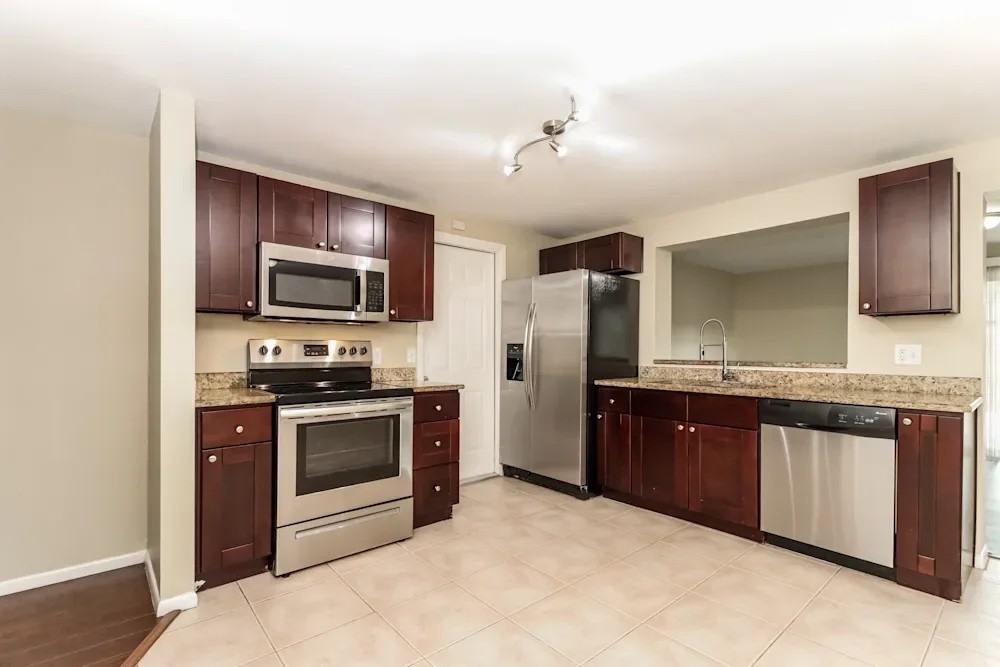 6429 Willow Wood Ct - Photo 6 of 13