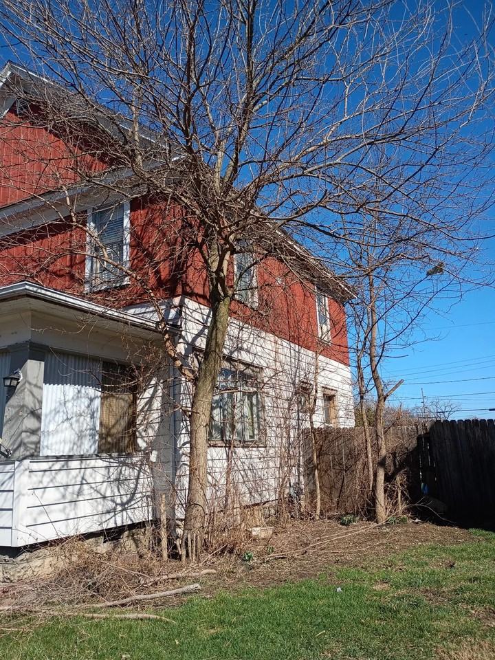 118 N Nebraska St - Photo 2 of 6