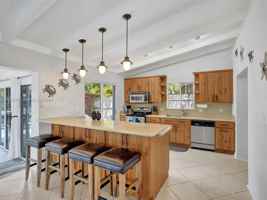 featured image of 2525 Gulfstream Ln