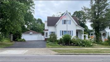 featured image of 300 Pleasant Ave