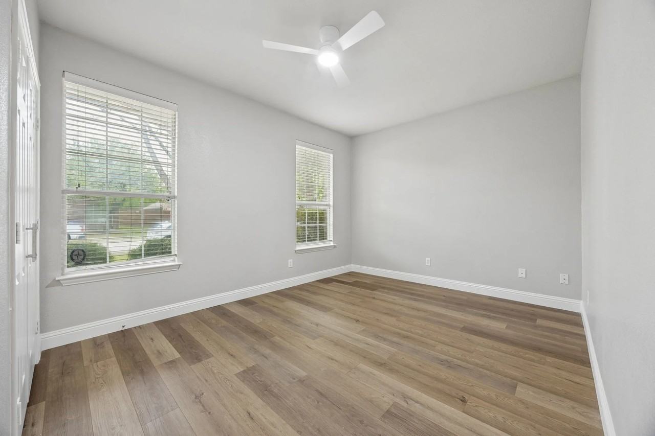 13349 Mondovi Dr - Photo 7 of 20