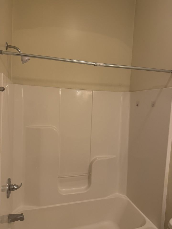 912 Oak St #1 - Photo 5 of 11