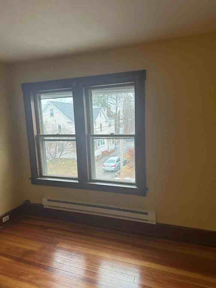 20 Walnut St - Photo 3 of 14