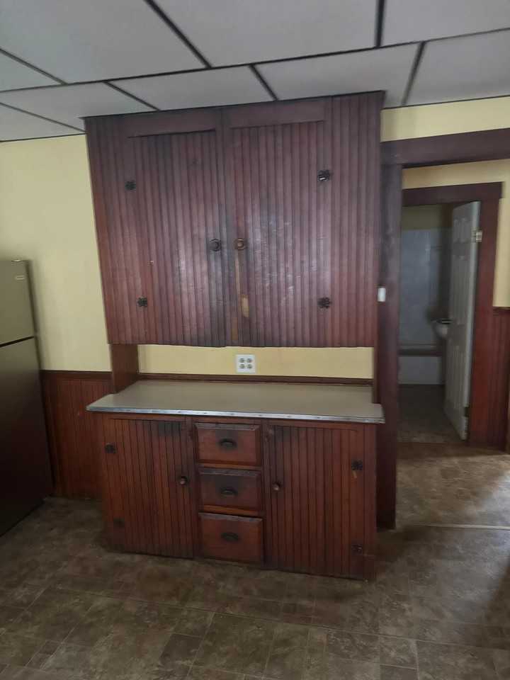 20 Walnut St - Photo 7 of 14