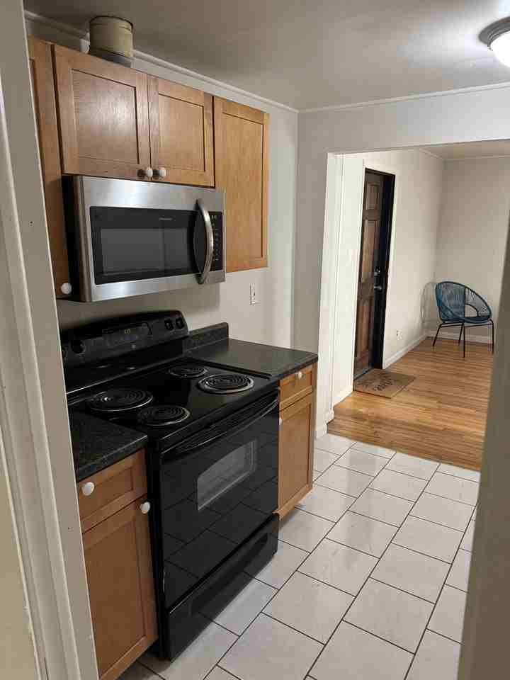 75 11th St #75-2 - Photo 4 of 6