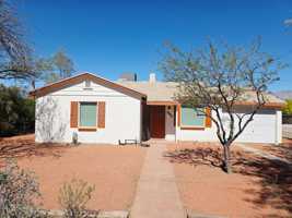 featured image of 2031 E Silver St #A