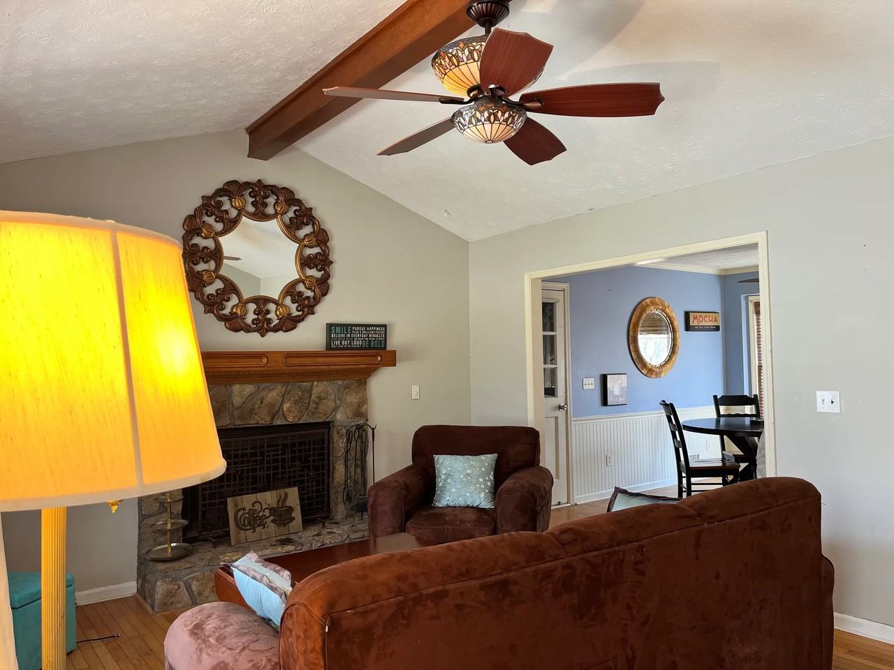 2020 Sunrise Cir - Photo 2 of 20