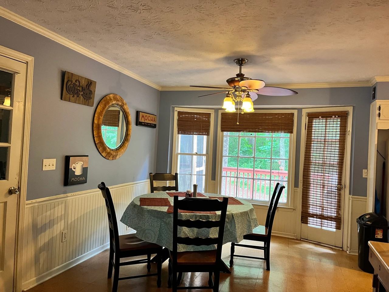 2020 Sunrise Cir - Photo 4 of 20