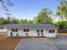 852 North May Street - Photo 1 of 1