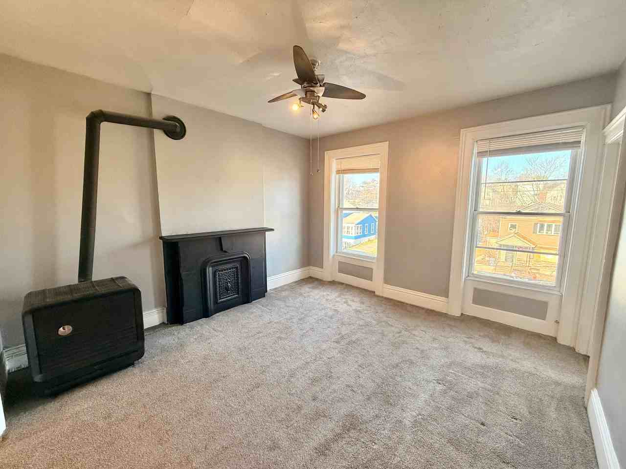 73 Saratoga Ave #3F - Photo 5 of 9