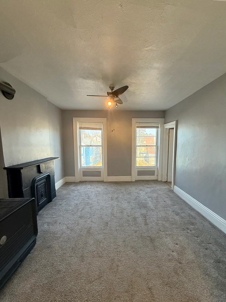 73 Saratoga Ave #3F - Photo 6 of 9