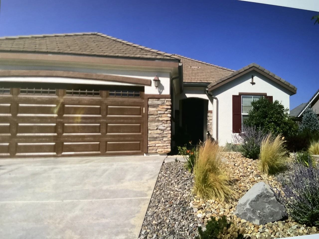 1520 Meridian Ranch Dr - Photo 2 of 2