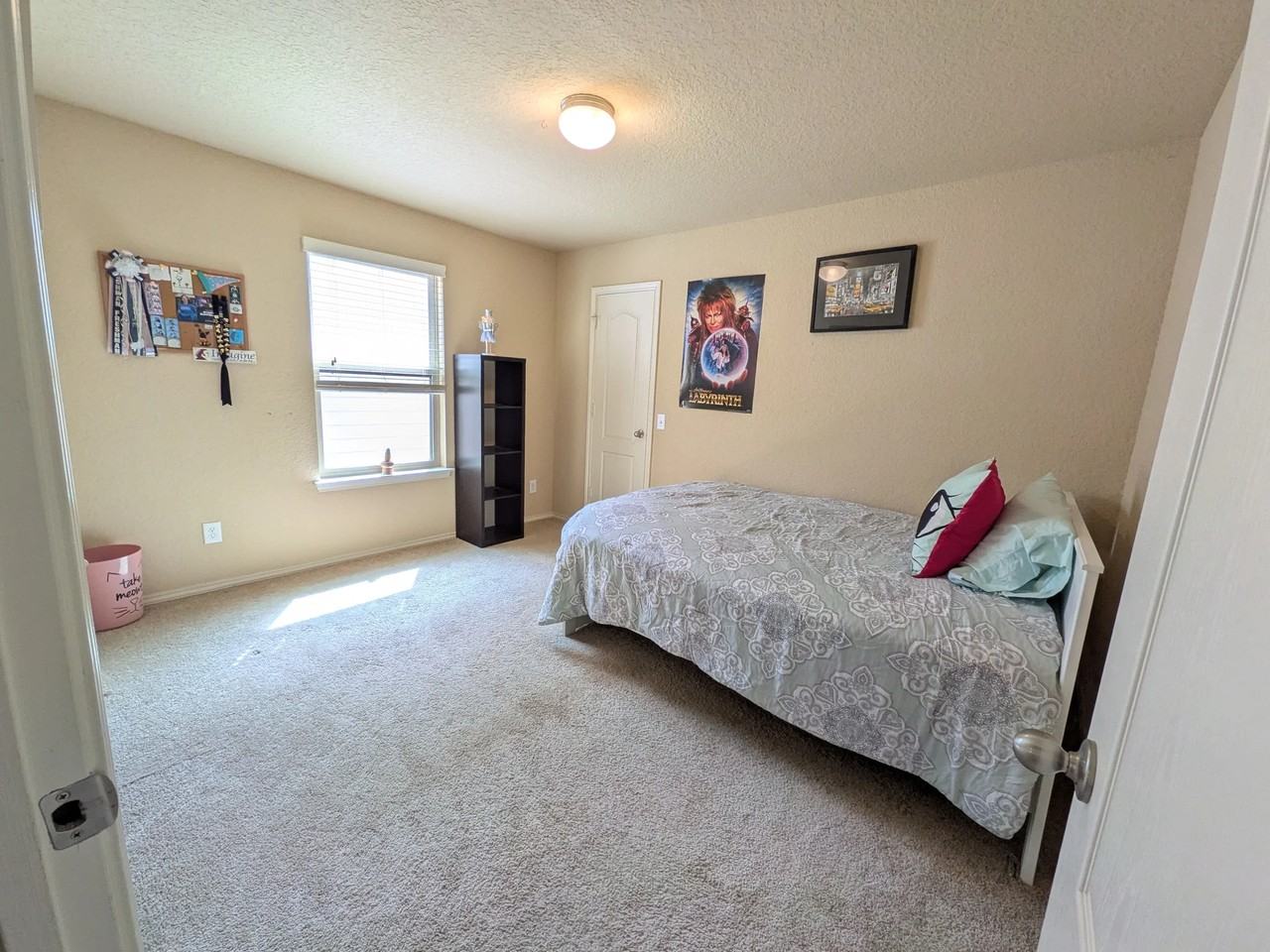 10515 Royal Est - Photo 3 of 18