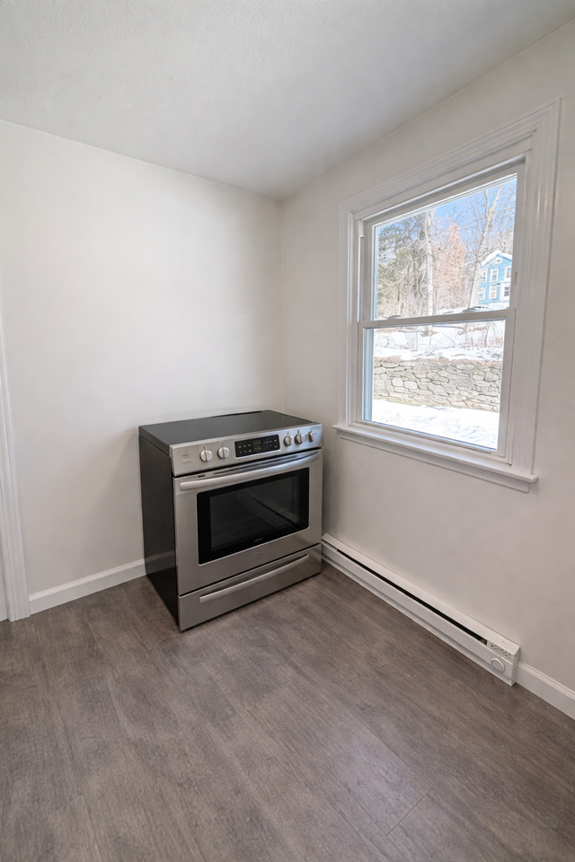 156 Main St #B1 - Photo 4 of 8