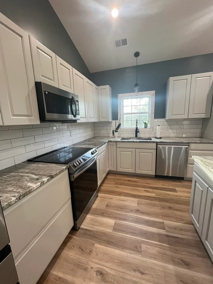 1268 Prospect Rd Nw - Photo 4 of 12