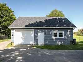 featured image of 566 E Main Rd #G