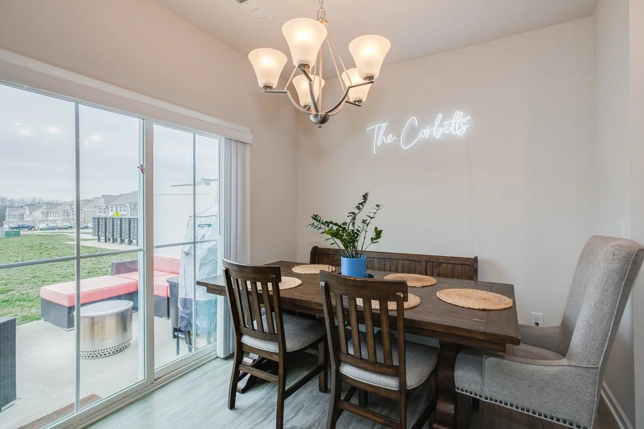 1232 Savannah Ave - Photo 4 of 20