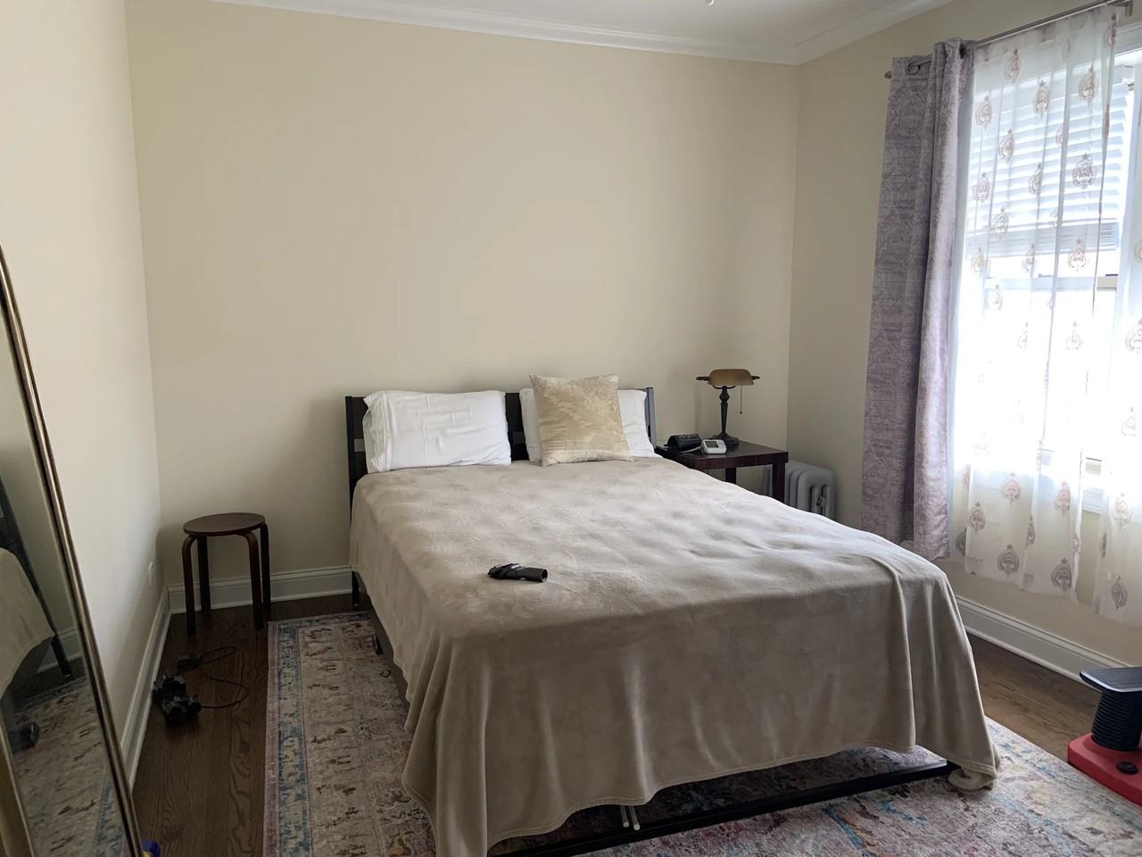 6135 N Hoyne Ave #3 - Photo 5 of 11