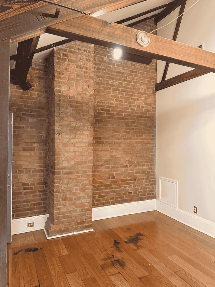 1117 Royal St #5 - Photo 2 of 16