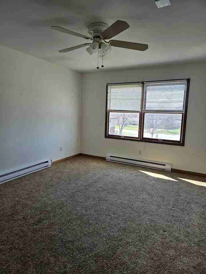 316 S Walnut St #6 - Photo 2 of 8