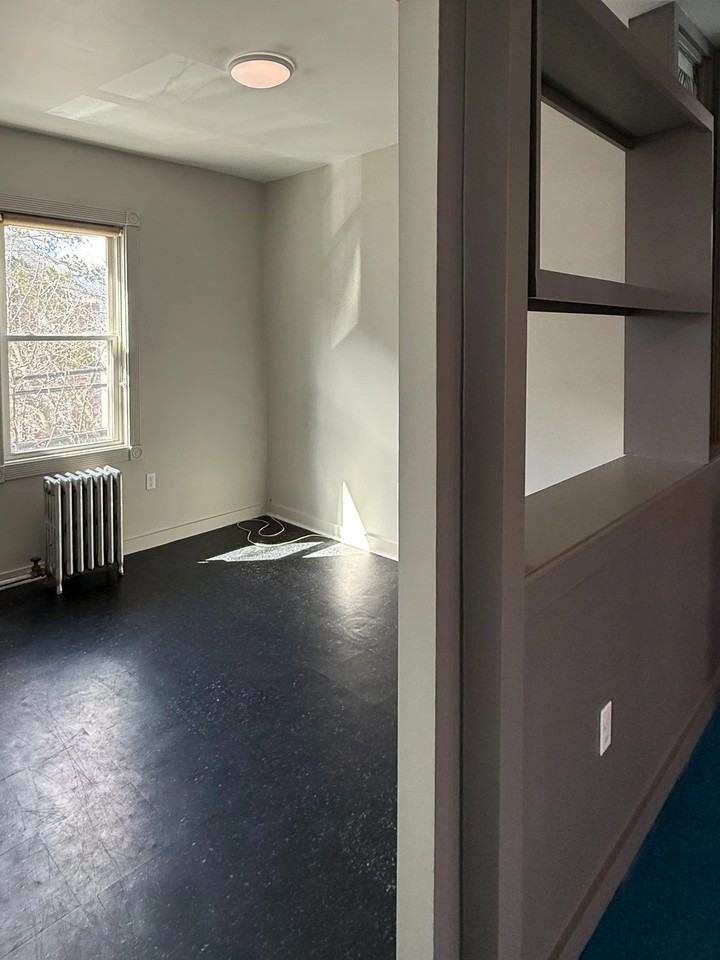 519 Charles St #2 - Photo 5 of 19