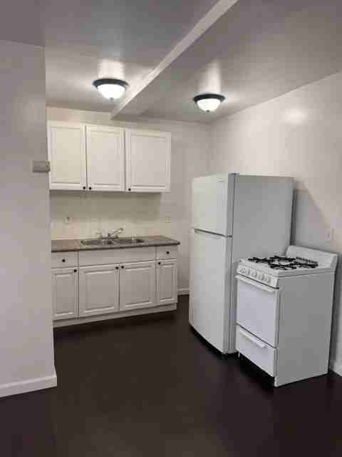 3711 S Western Ave #9 - Photo 7 of 9