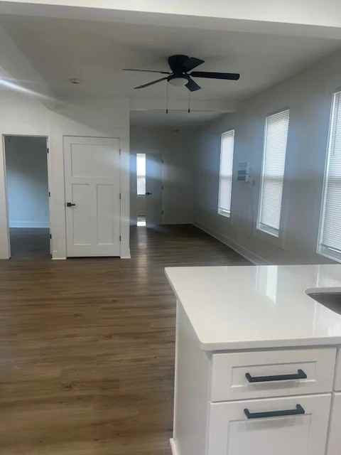 2809 S Greeley St - Photo 5 of 37