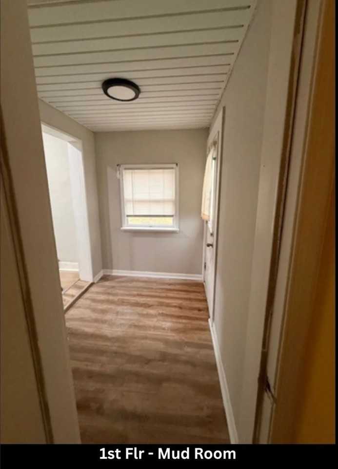 56 4/11 - Photo 6 of 18