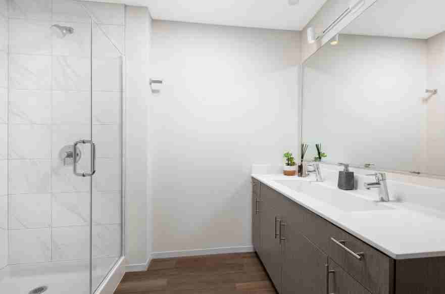 73 E 14th St - Photo 6 of 11