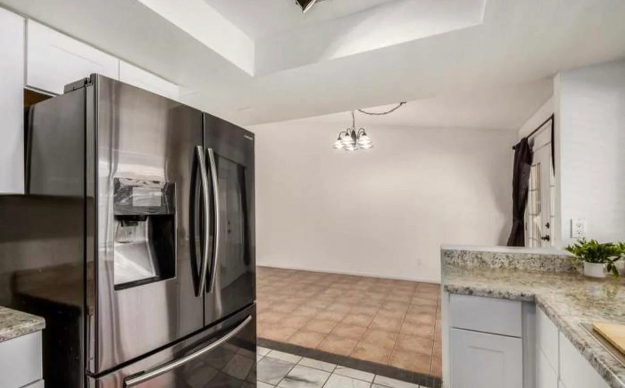 5112 W Carol Ave - Photo 6 of 10